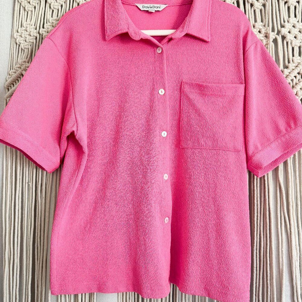Davi & Dani Hot Pink Button-Down Shirt – EUC Size L | Bold Color, Everyday Chic